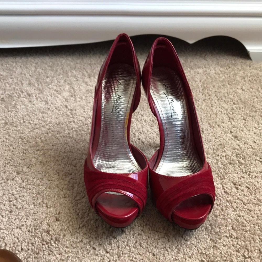 Red heels - Picture 5 of 6